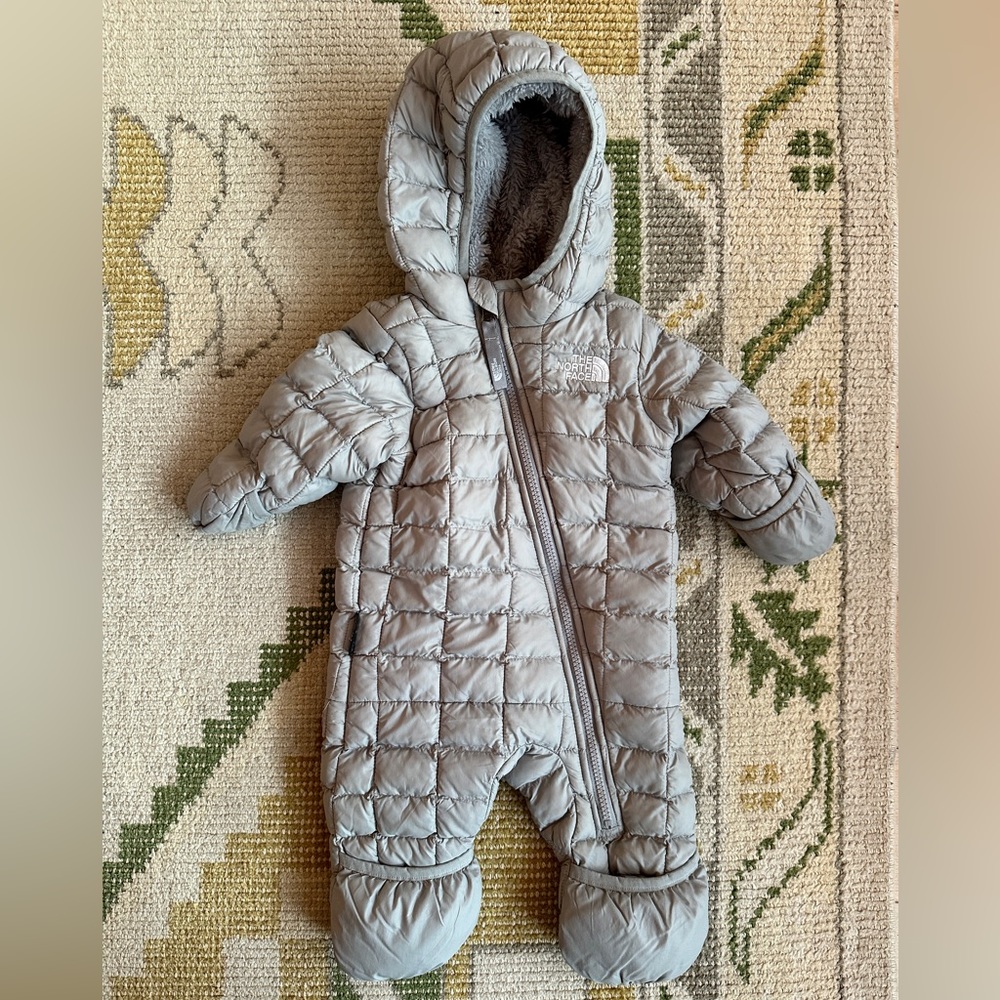 North Face Grey Winter Bunting